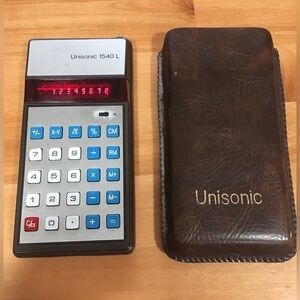 Unisonic 1540 L Calculator with Case -